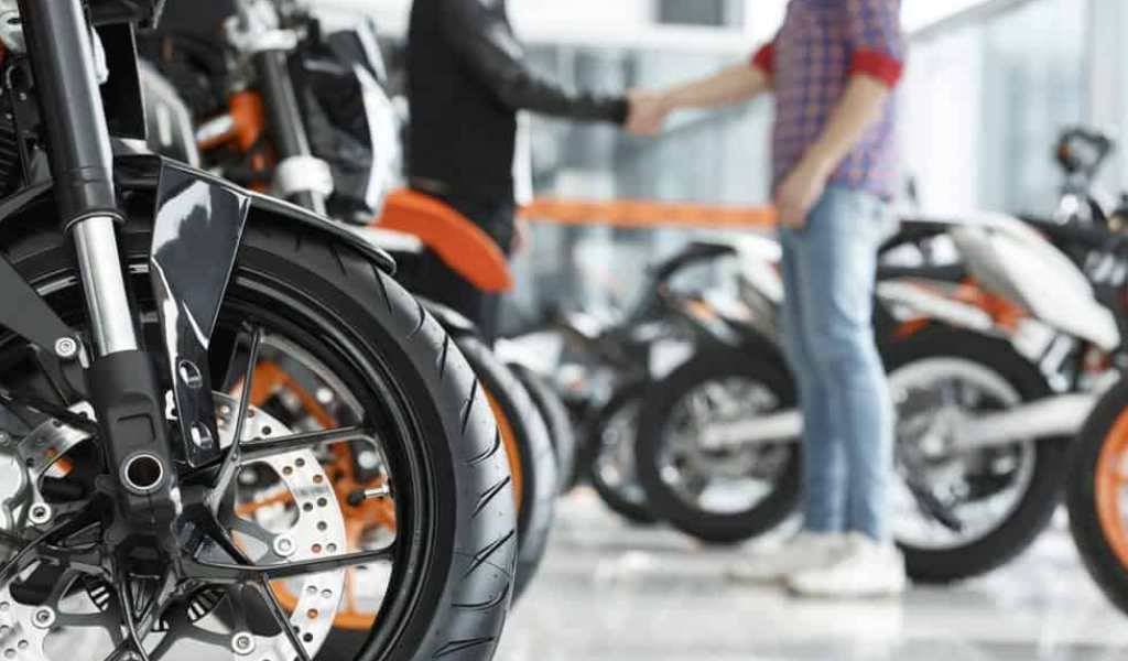 El fenómeno de las dos ruedas: Mientras cae la venta de autos, las motos alcanzan cifras récord en Salta