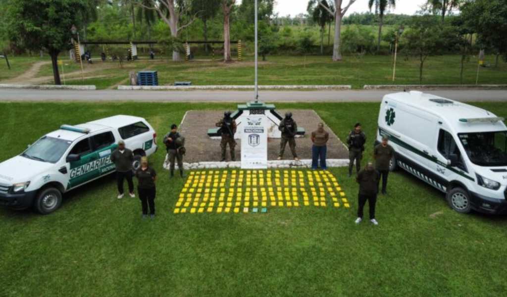 En diferentes operativos Gendarmería secuestró más de 196 kilos de cocaína en el norte de Salta y en Cabeza de Buey