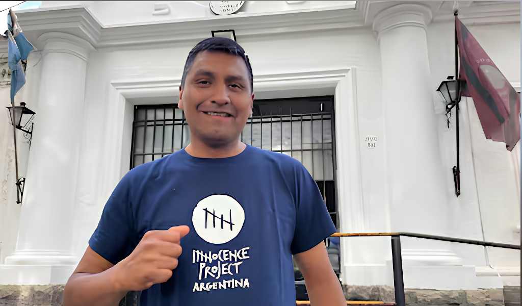 Notificaron a Santos Vera de una acusación en su contra por un presunto delito de violación en 2011