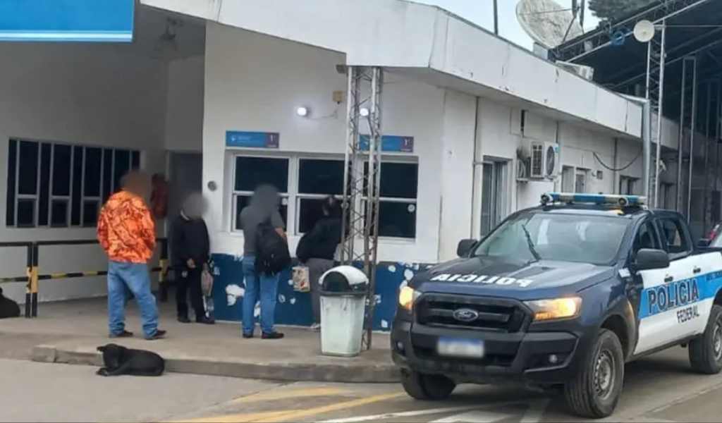 Migraciones: Expulsan de Salta a 17 ciudadanos bolivianos que se encontraban en situación irregular