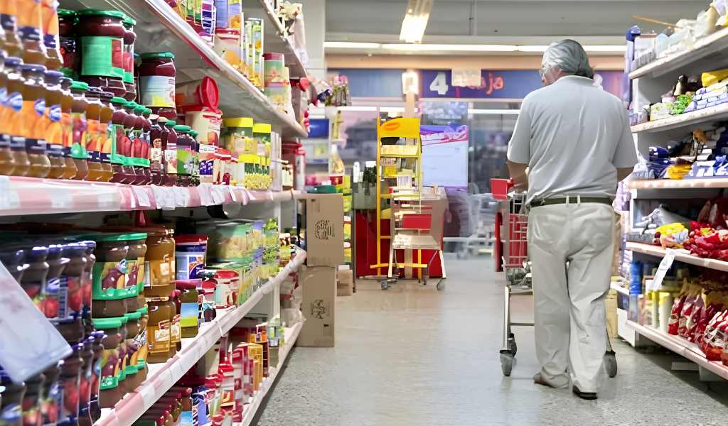 Según el INDEC en Salta el consumo cayó un 7,3%: "Los hogares ajustan gastos y reducen las compras en casi todos los rubros"