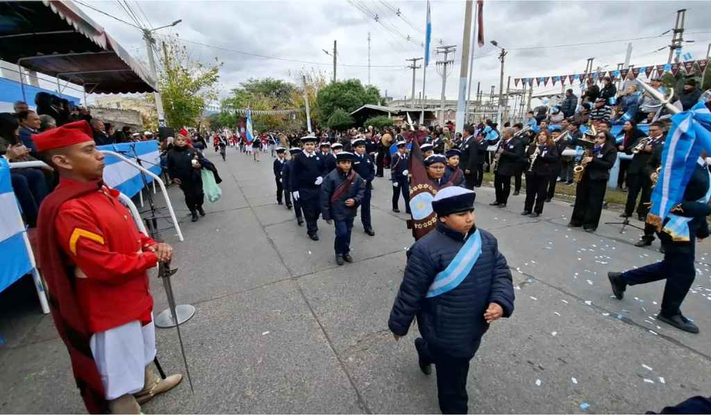 La Ciudad de Salta conmemoró el 216° aniversario de la Revolución de Mayo