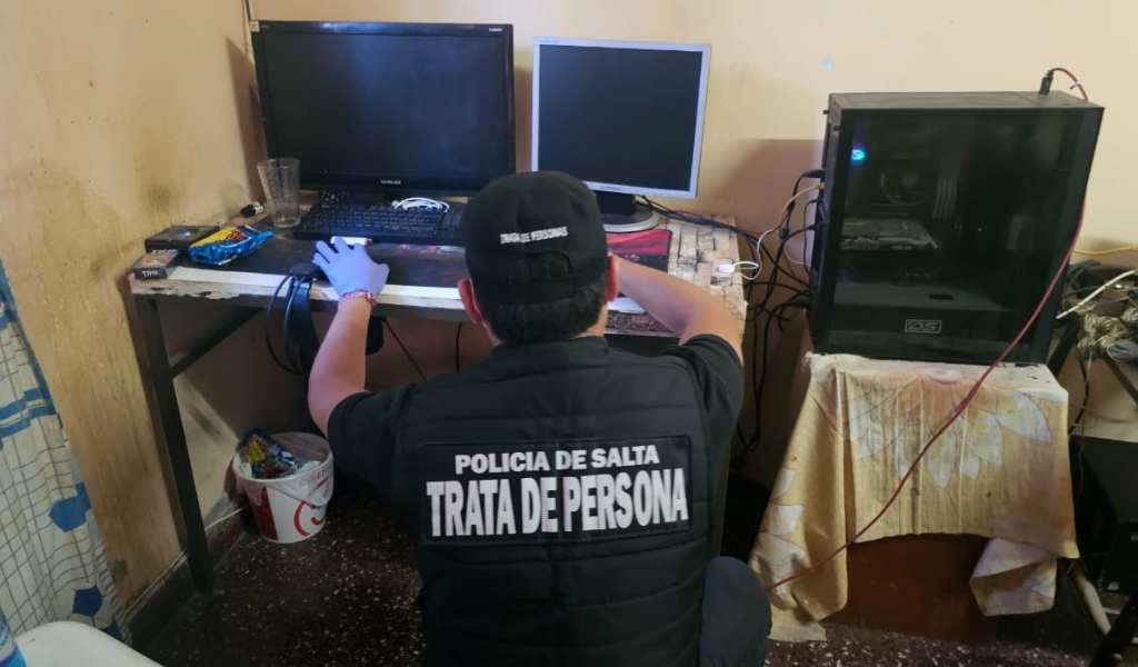 En Salta una pareja de 51 y 40 años fue detenida por generar material de abuso sexual infantil