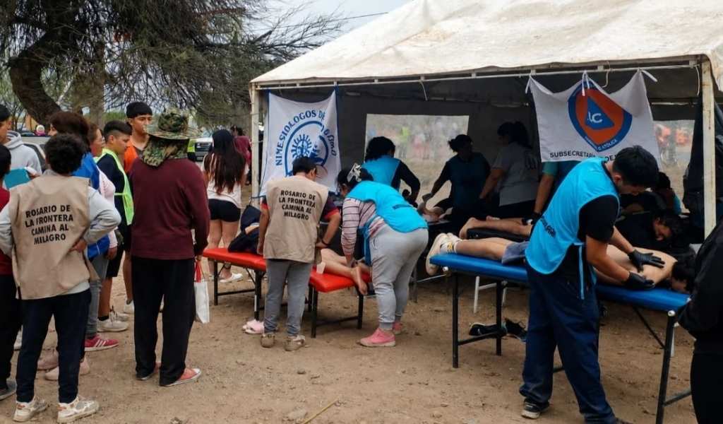 kinesiólogos lanzaron una campaña para asistir a los peregrinos del Milagro