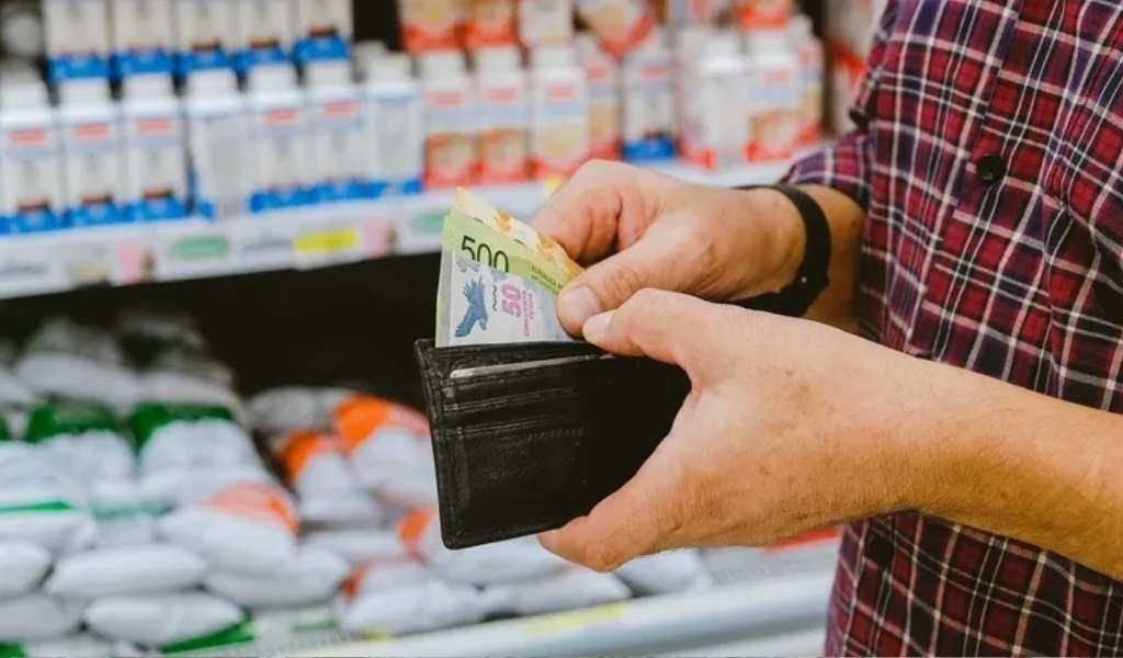 La inflación volvió a superar el 2% en julio y ya acumula casi 20% en siete meses