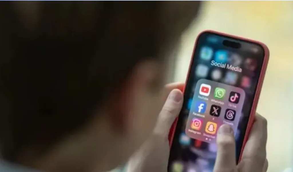 Encuesta: Casi 9 de cada 10 argentinos piden regular las redes sociales y el 88% está preocupado por las fake news