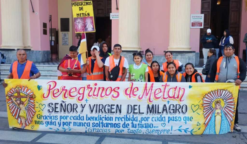 Caminata de fe: Peregrinos de Metán completaron cuatro días de marcha y ya están en la Catedral