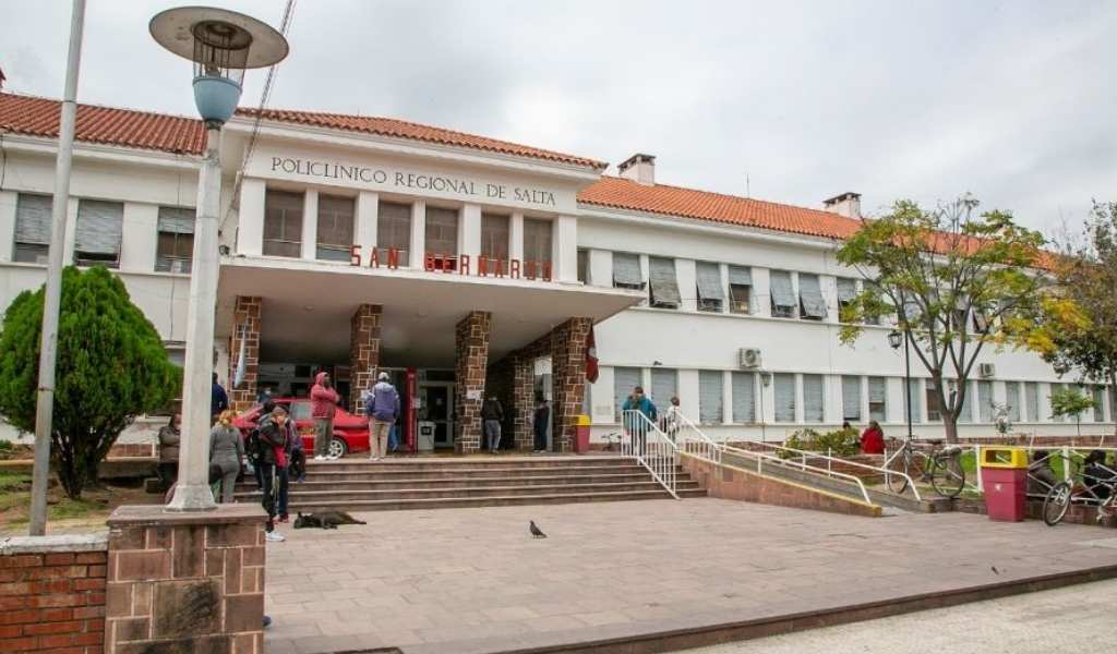 Efecto de la crisis: el Hospital San Bernardo, al límite por la llegada masiva de pacientes con obra social y de aquellos que  la perdieron
