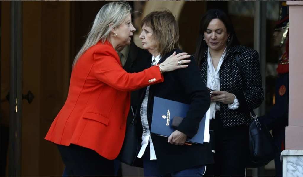 Siguen las difrenecias: Ahora Monteoliva se despega de Karina Milei y asciende a dos funcionarios de Bullrich