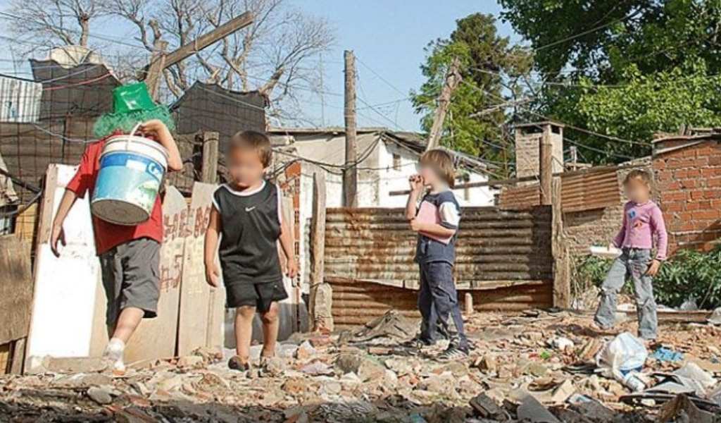 UNICEF advirtió que 4 de cada 10 niños es pobre en Argentina y que la situación empeorará en los próximos meses