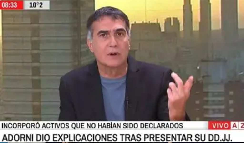Ladrón, delincuente de medio pelo y mentiroso, los adjetivos que Laje, Nelson y Ninci le dedicaron a Adorni