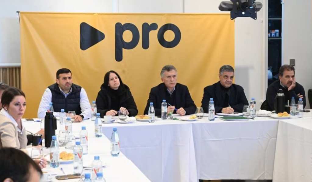 Dura crítica del Pro para Manuel Adorni: “No tiene justificación”
