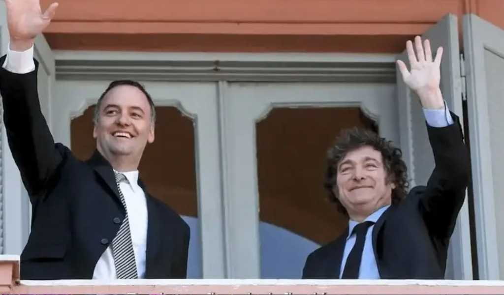 Desde España, Milei afirmó: "Si la Justicia lo encuentra culpable a Adorni, lo vuelo yo de una patada"