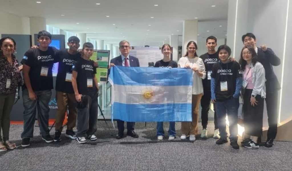 En Corea jóvenes salteños obtuvieron el primer puesto en un desafío técnico durante el Mundial de Robótica 2026