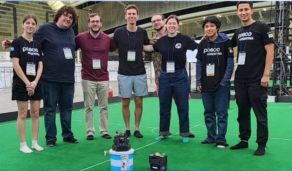 ¡CAMPEONES DEL MUNDO EN ROBÓTICA! Alumnos salteños del IITA hicieron historia en Corea del Sur al quedarse con el 1° puesto en fútbol autónomo