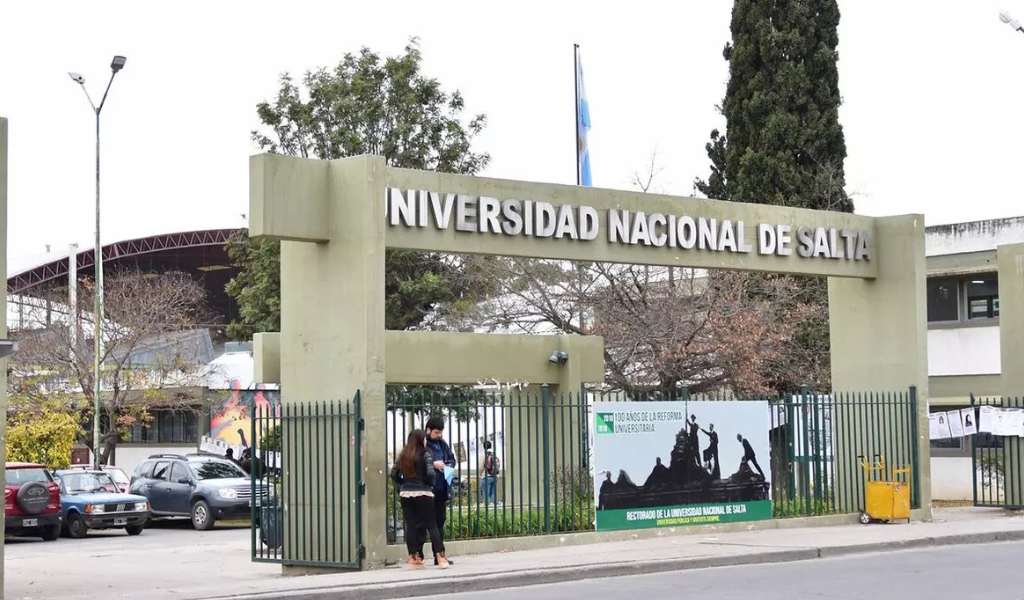 Mientras se analiza el cobro a estudiantes extranjeros la UNSa aclara que solo representan el 0,64% de la matrícula