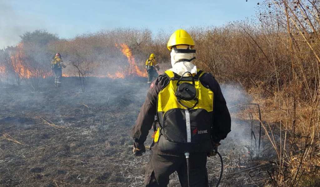 La Municipalidad de Salta trabajó para sofocar 5 incendios forestales ocasionados en un día
