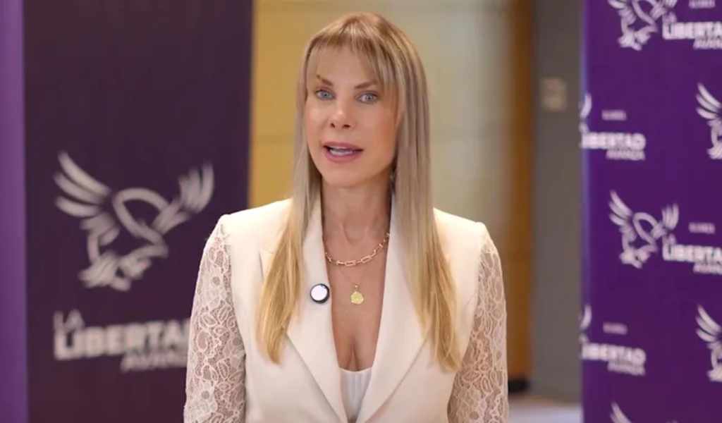 Protectores de animales repudian el proyecto de la libertaria Karen Reinchardt para regular los criaderos de animales