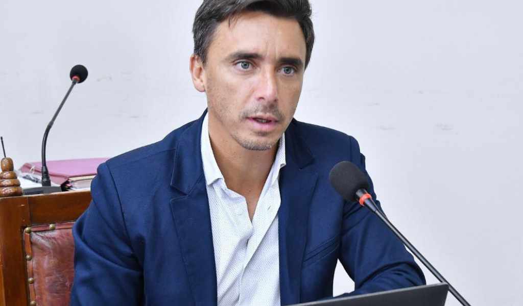 Un proyecto en Salta prevé multas y arrestos entre 30 a 80 días a las personas que organicen fiestas clandestinas