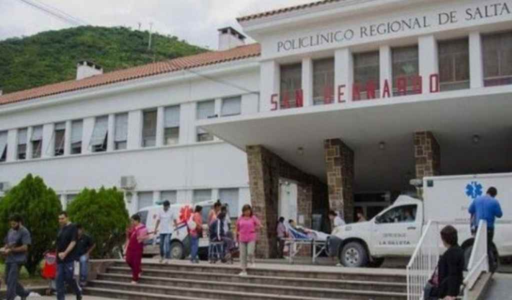 En barrio Santa Cecilia encuentran a un hombre apuñalado en la calle y murió en el hospital San Bernardo