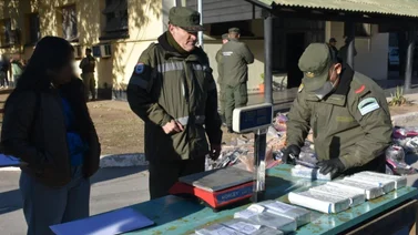 En dos operativos en la ruta 34 Gendarmería incautó 65 kilos de cocaína en colectivos que partieron desde Jujuy y Salta