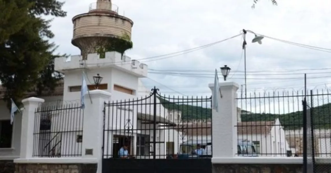 8 penitenciarios de Villa Las Rosas serán juzgados por pedir sobornos a los presos y comercializar estupafientes  en la prisión