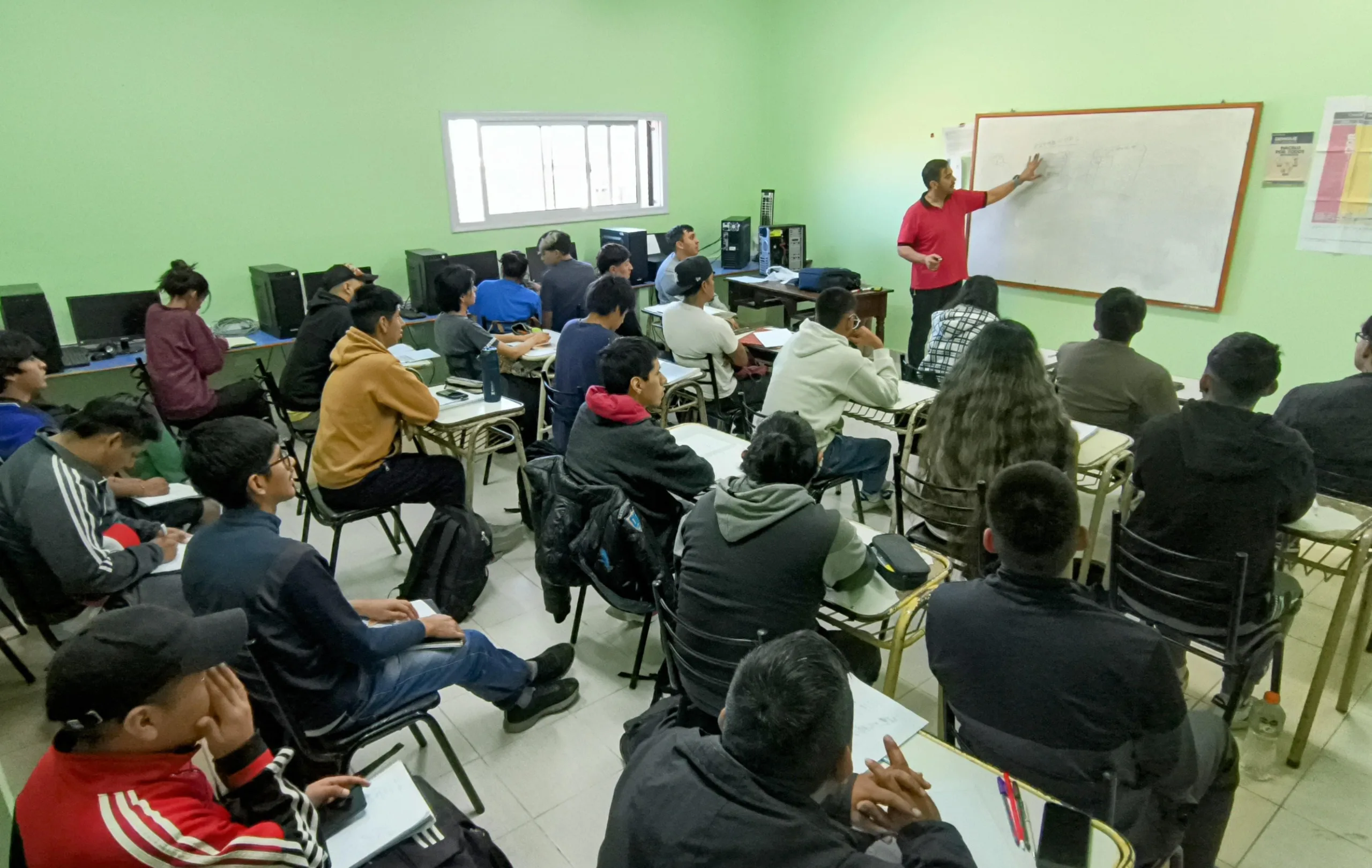 Los cursos de la UPATECo en los CIC motivan a vecinos a iniciar sus proyectos personales