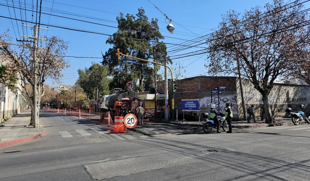 La Municipalidad repavimentará 80 cuadras de alta circulación en el centro y macrocentro salteño