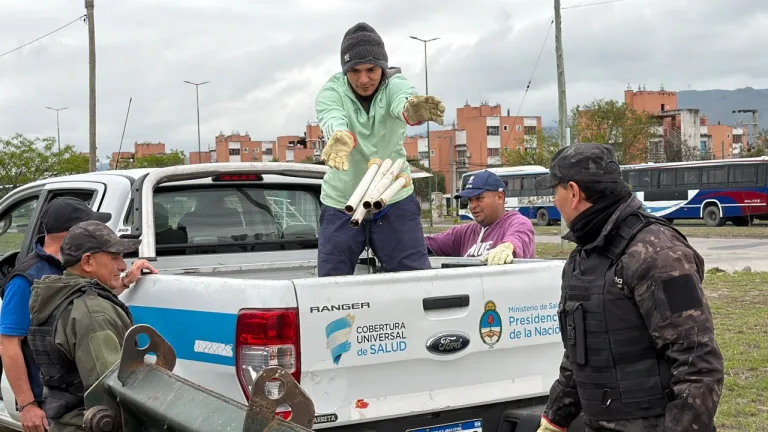 La lucha contra el Dengue no frena: En El Huaico y Mirasoles, la Municipalidad realizó un nuevo descacharrado