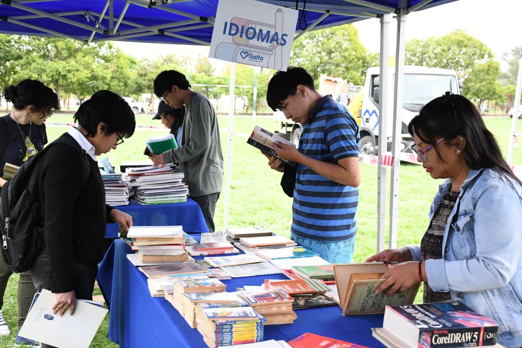 Para los que aman la lectura: Este jueves el Municipio lleva a cabo una nueva edición de la Suelta de Libros en plaza Güemes