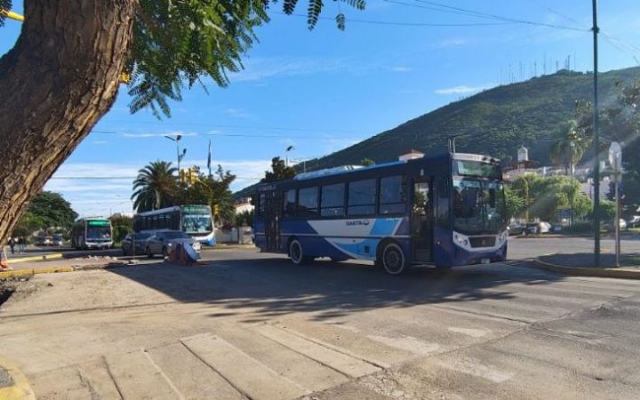 Empresas del transporte urbano de Salta advierten que reducirían el servicio nocturno después del Milagro
