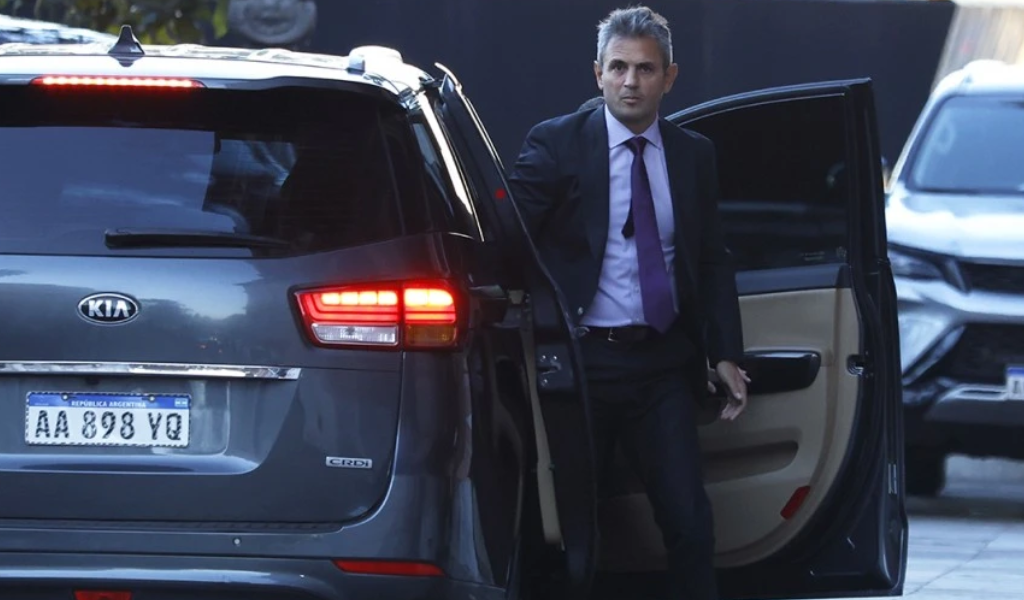 El gobierno elige a Kicillof como rival de Milei y sale a polarizar: Funcionarios saldrán a pegarles en forma coordinada
