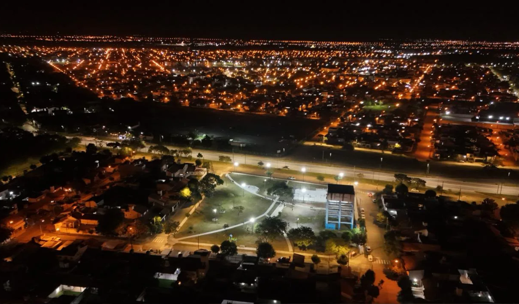 Más que una obra, un espacio para la familia.  La plaza Vaquer de barrio San Carlos luce totalmente renovada