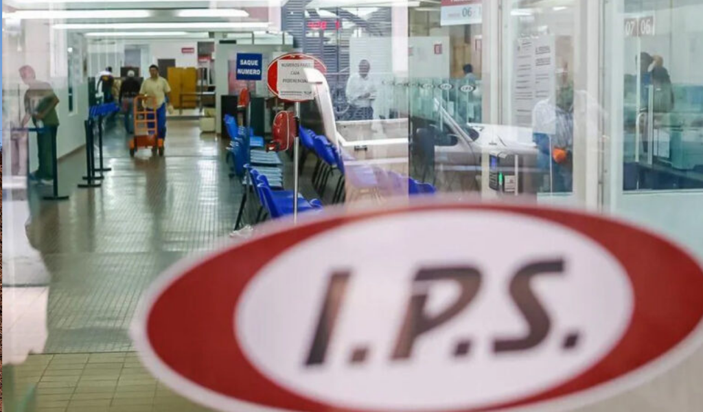 El Ministro de Salud advirtió que sancionarán a los médicos del padrón A que cobren algún plus a los afiliados del IPS