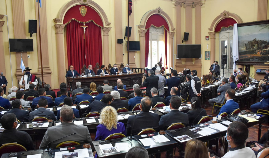 Mano dura contra los escapes libres: Diputados salteños aprobaron sanciones para conductores que causen ruidos molestos