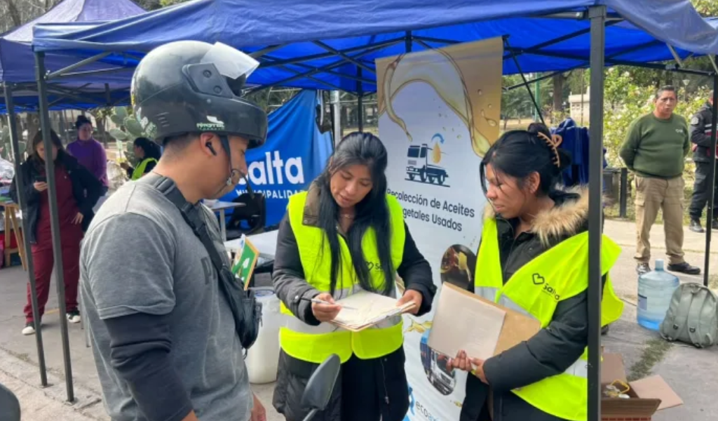 El Reciclatón que se desarrolló en el parque San Martín volvió a convocar a cientos de vecinos con compromiso ambiental