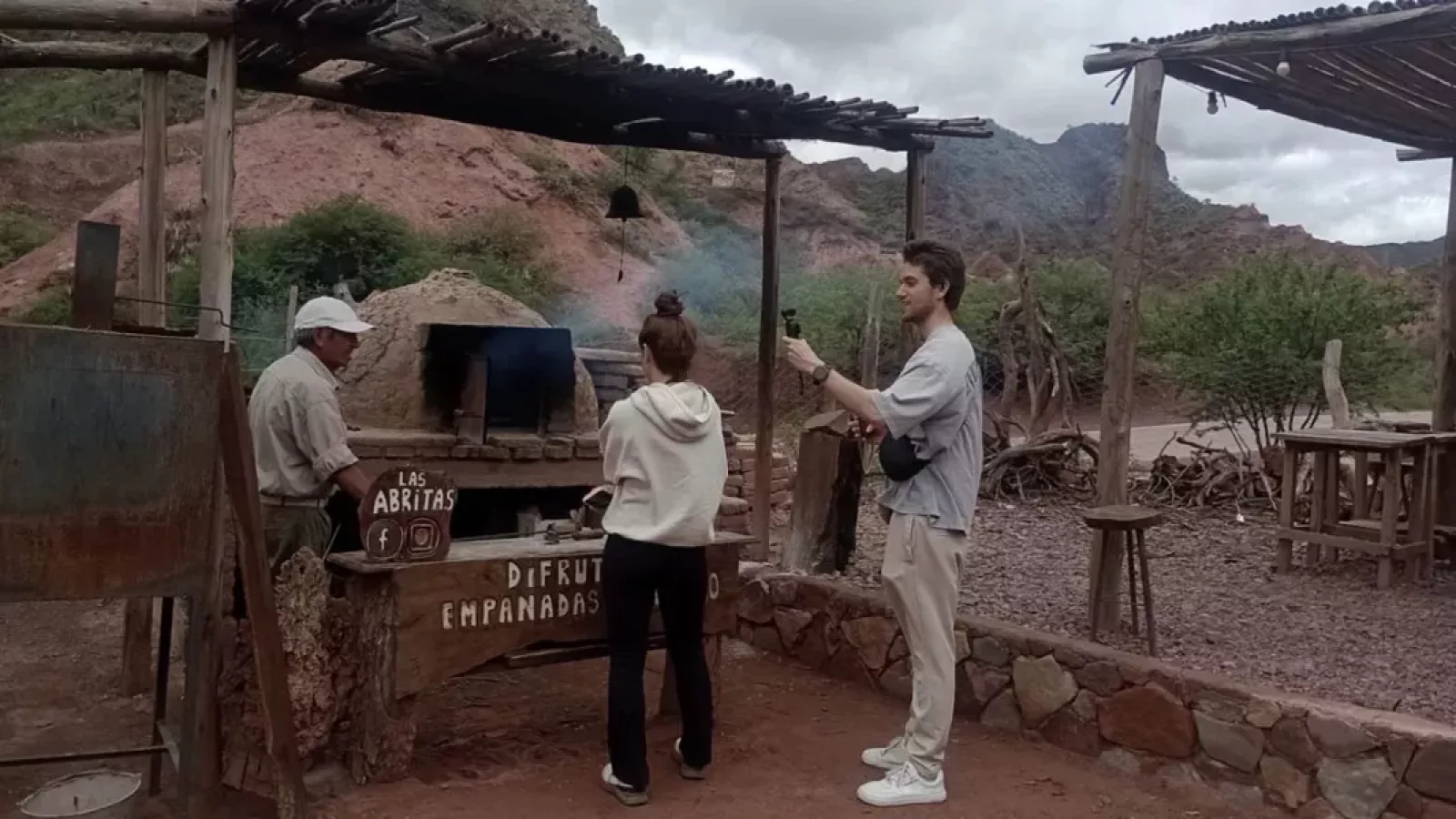 Influencers y creadores de contenidos británicos y españoles difunden los atractivos turísticos de Salta en el mundo