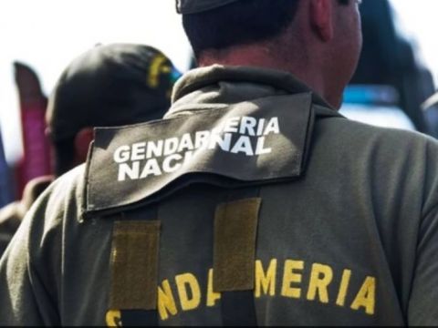 Alerta en Aguas Blancas: El interventor advierte que los bajos salarios vuelven vulnerables a las fuerzas federales frente al narco