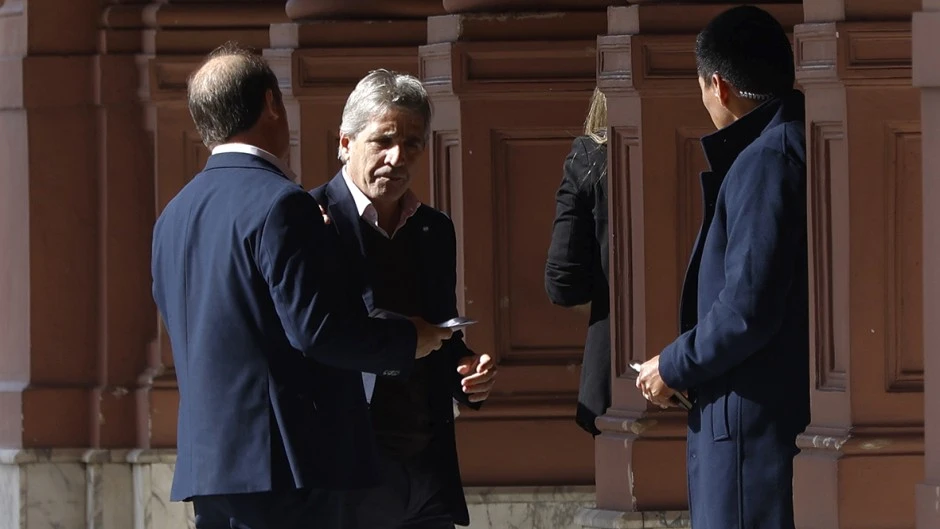 El PBI en Argentina crece pero el modelo destruye el empleo formal y cae la inversión