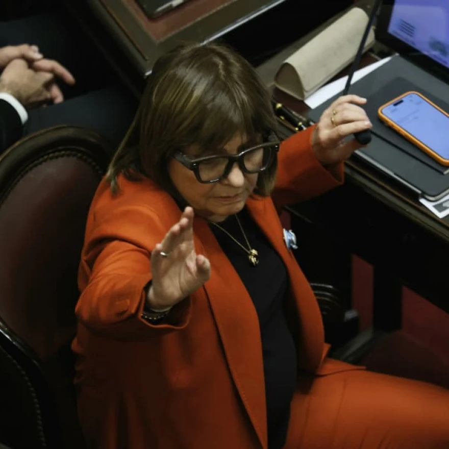 Bullrich durísima contra Adorni: "Milei sabía que estaba sucio, no se por qué lo defiende"
