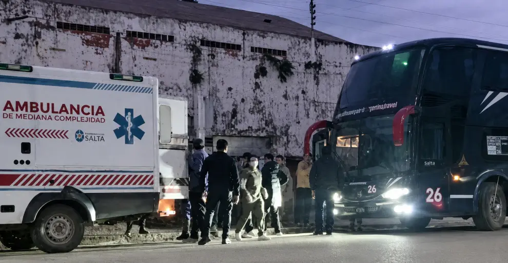 Falleció la mujer baleada durante un robo a un colectivo de un tour de compras en el norte de Salta