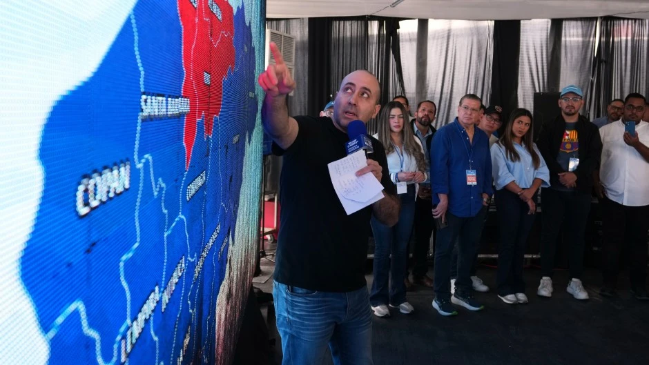 Luis Caputo le otorgó a Cerimedo un negocio millonario en la Hidrovía