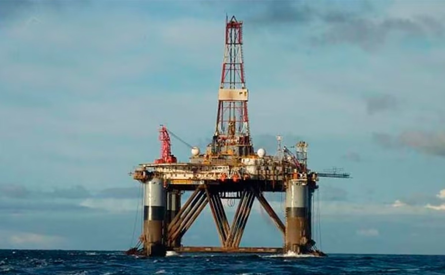 El "gobierno" de Malvinas ningunea el reclamo de Milei sobre las islas y extiende por 5 años las licencias petroleras