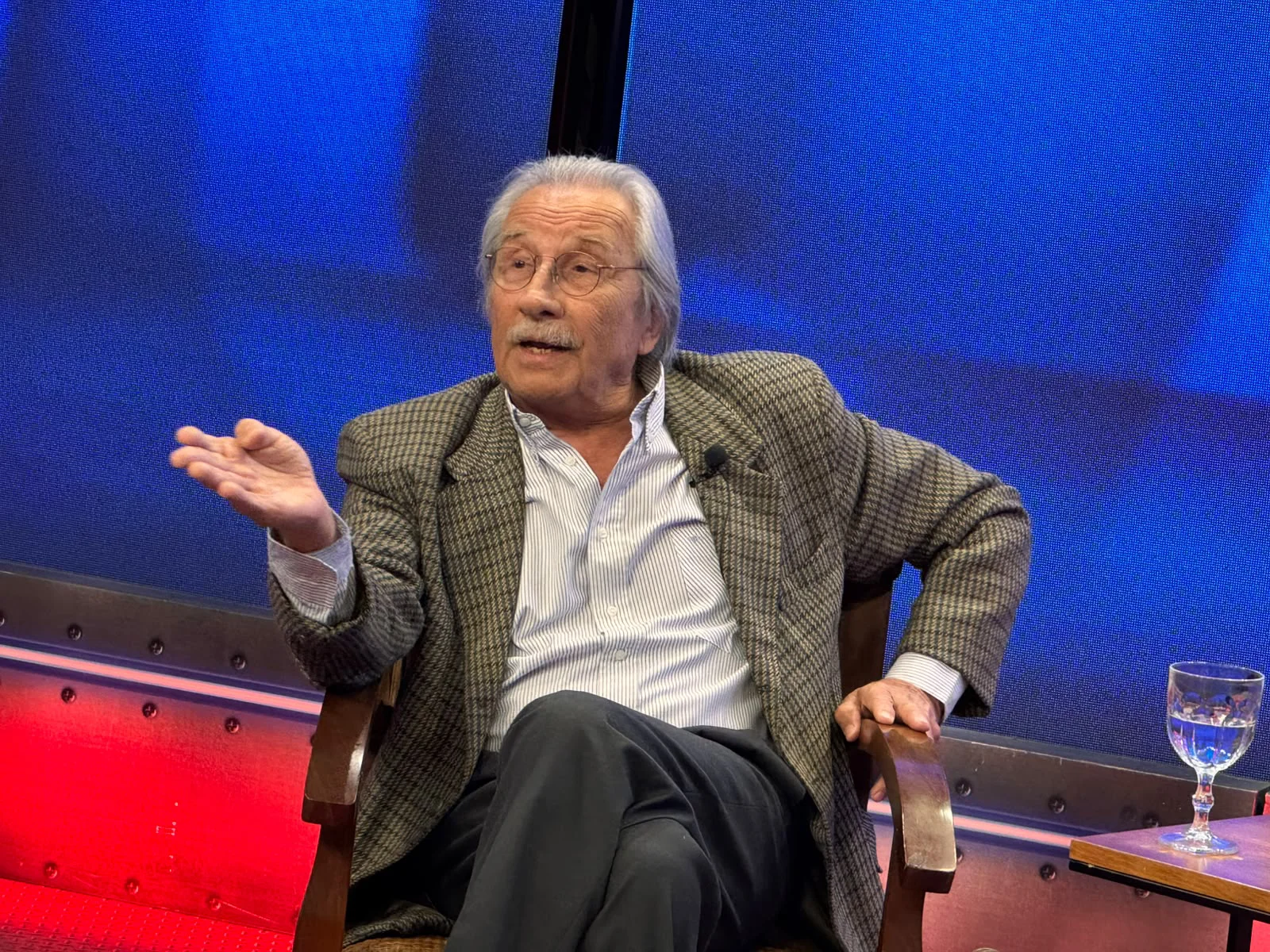 El ex fiscal Saravia dijo sobre Javier Milei: “Vive en un globo y la hermana lo maneja”