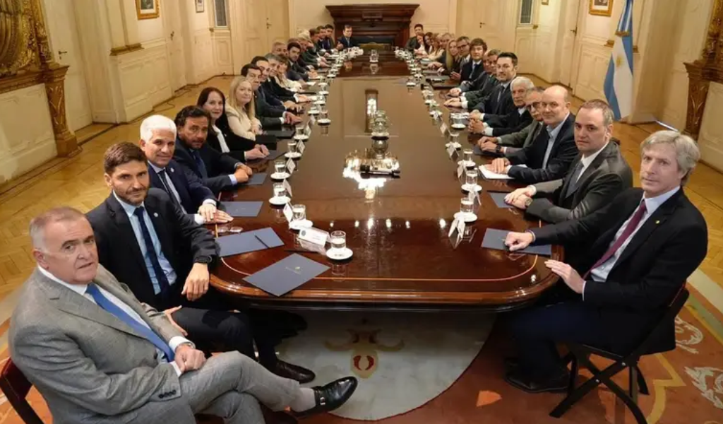 La recaudación volvió a caer y las cuentas provinciales están cada vez más complicadas