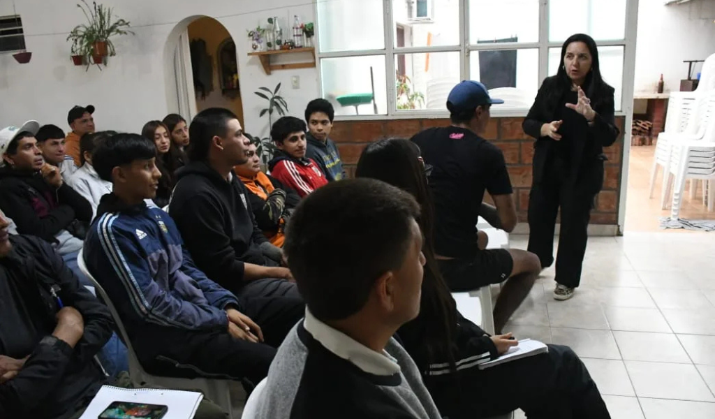 En la Escuela de Emprendedores se capacitará en empleabilidad y entrevistas clave para la reinserción laboral