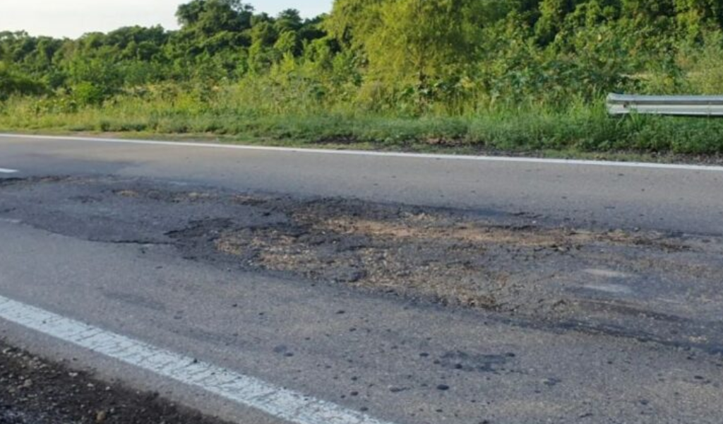 Alerta vial: Grandes baches en la Ruta nacional 50 ponen en peligro el ingreso a Orán
