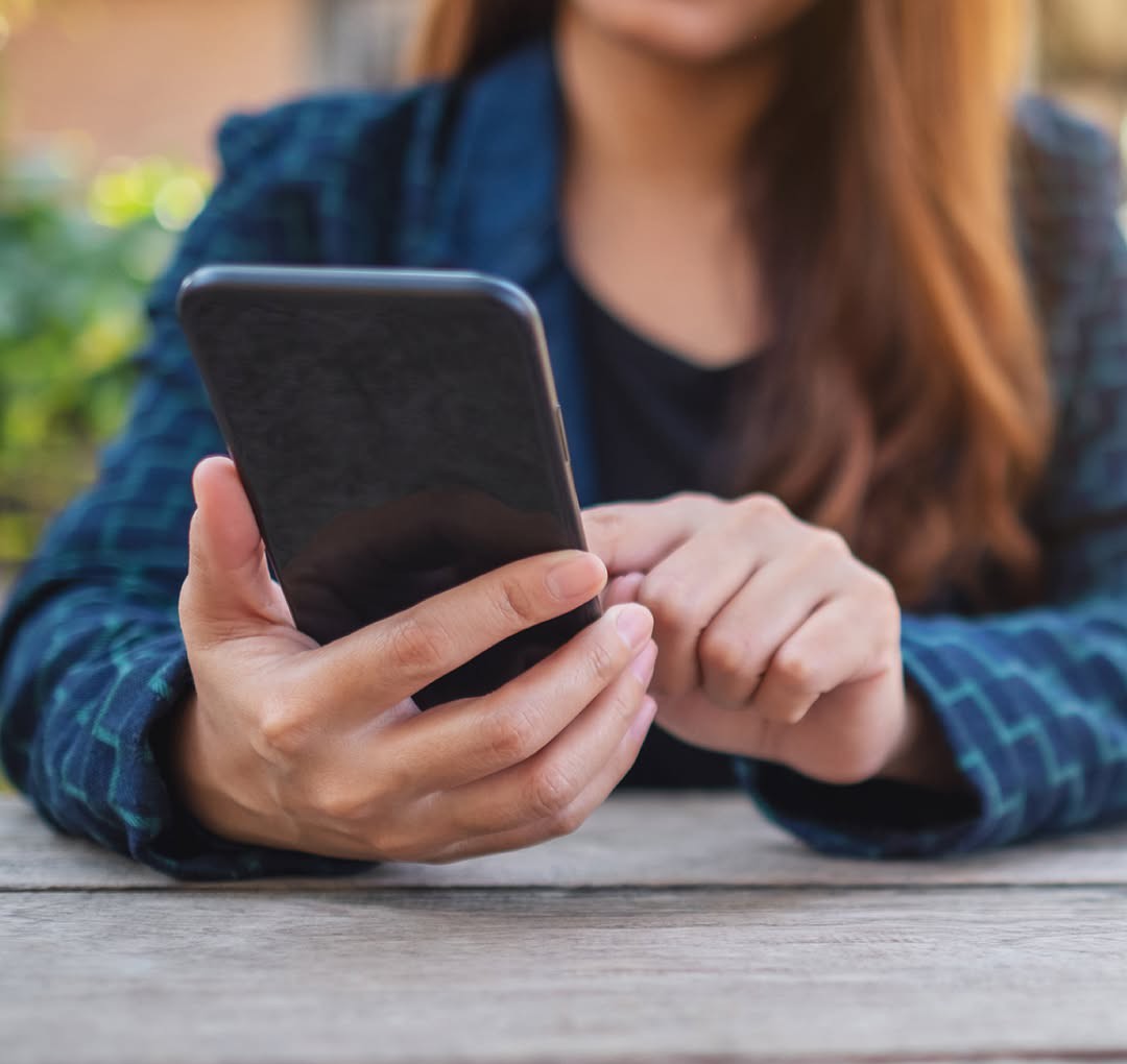 La conoció a través de Tinder: Fué imputado un hombre que amenazó a una salteña con difundir fotos íntimas para extorsionarla