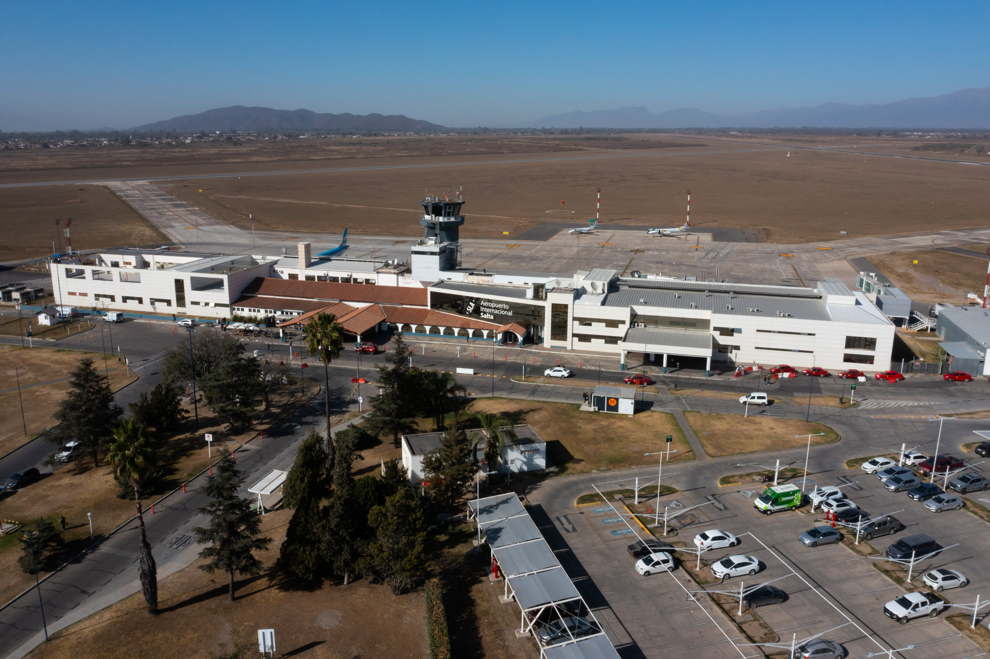 Furor por los vuelos con descuentos que ofrece una empresa low cost para viajar a Salta