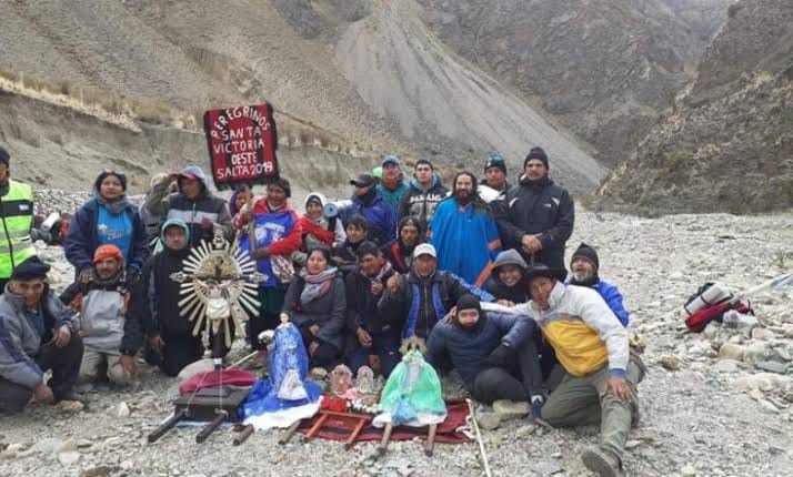 Milagro: Los peregrinos de Santa Victoria Oeste retomarán este martes su marcha hacia la ciudad de Salta